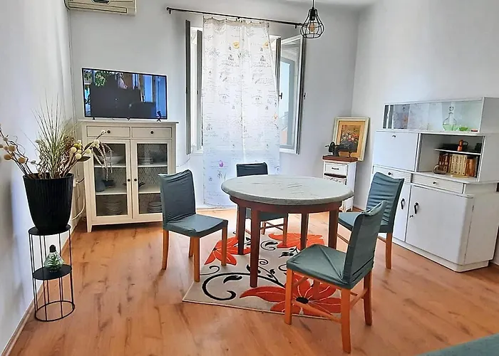 With Wifi - 24034 Šibenik